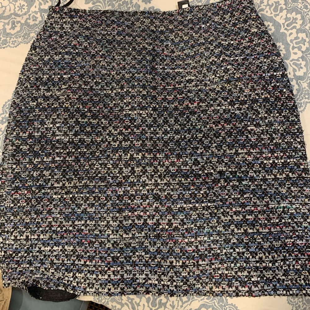 Tahari Tweet pencil skirt.